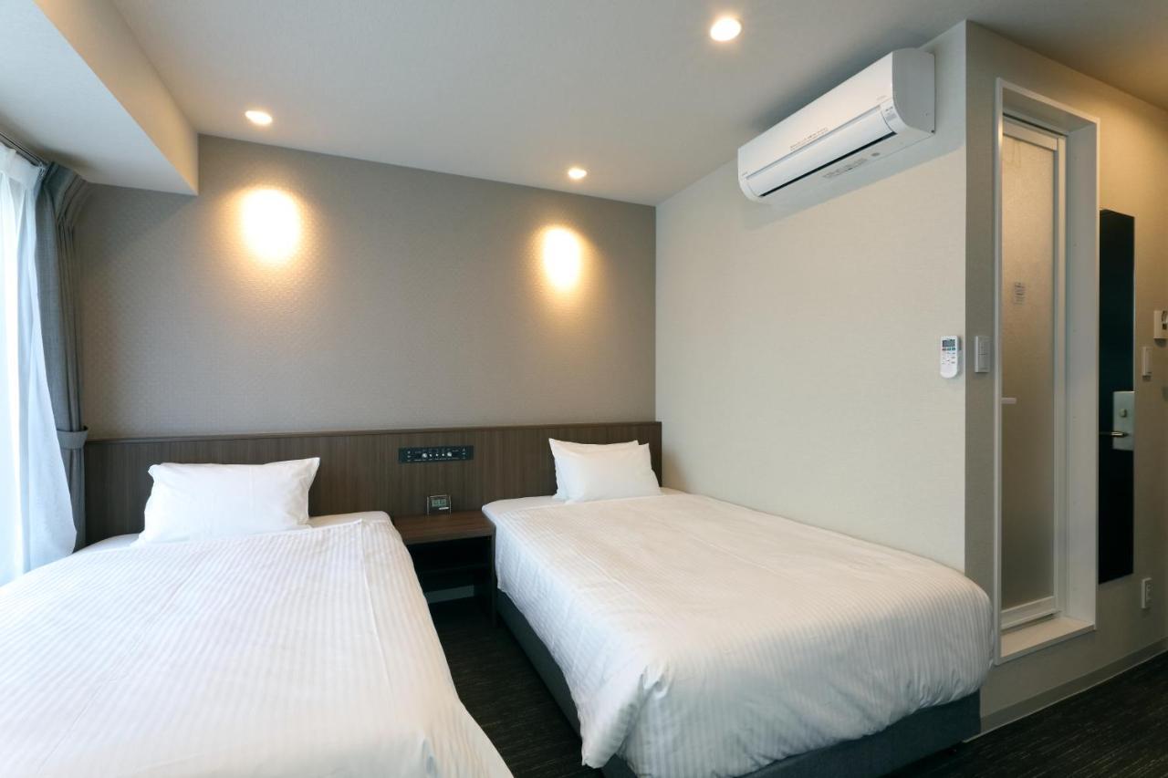 טויוטה At Inn Hotel Toyotashi Eki מראה חיצוני תמונה