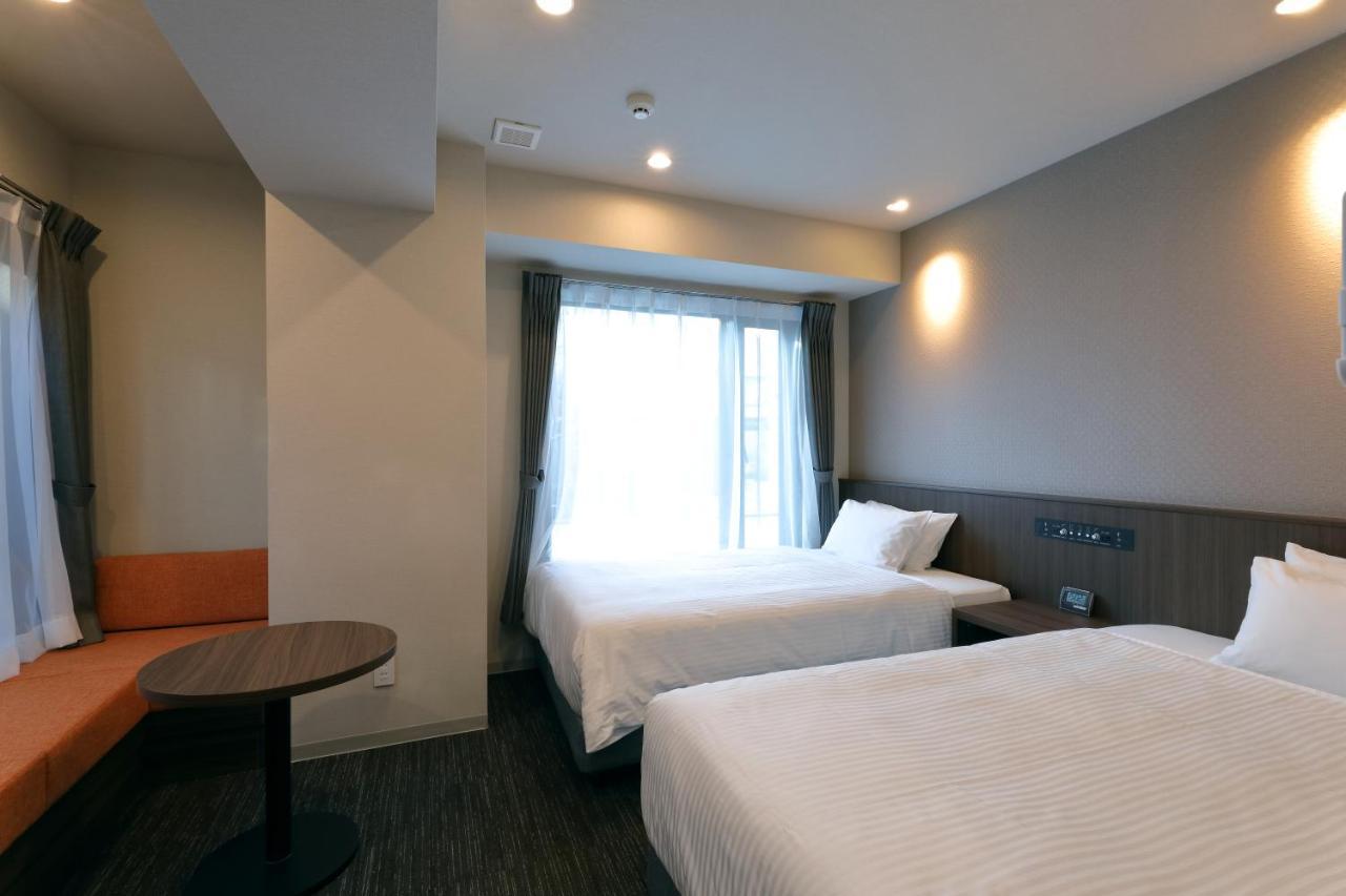 טויוטה At Inn Hotel Toyotashi Eki מראה חיצוני תמונה