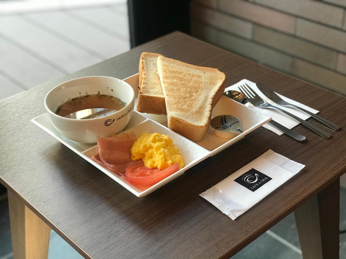 טויוטה At Inn Hotel Toyotashi Eki מראה חיצוני תמונה
